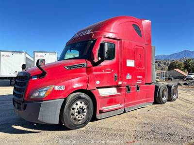 2020 Freightliner Cascadia T/A High Roof Semi Sleeper Truck Tractor A/T bidadoo