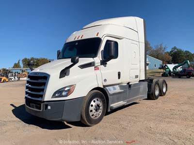 2019 Freightliner Cascadia T/A Sleeper Truck Tractor Detroit DD13 A/T bidadoo