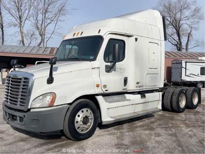 2012 Freightliner Cascadia T/A Sleeper Cab Semi Truck Tractor bidadoo -Repair