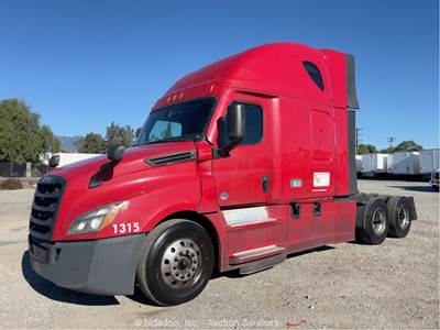 2020 Freightliner Cascadia T/A Sleeper Truck Tractor Detroit DD15 A/T bidadoo