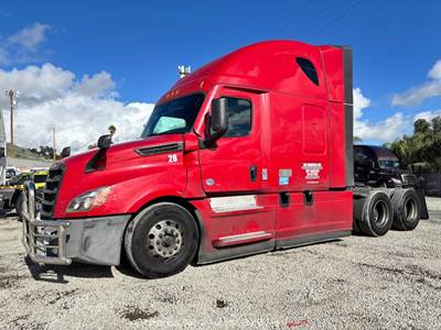 2022 Freightliner Cascadia T/A Sleeper Truck Tractor Detroit DD15 A/T bidadoo