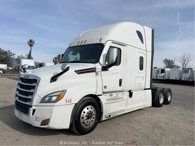 2022 Freightliner Cascadia T/A Sleeper Semi Truck Tractor Detroit A/T bidadoo