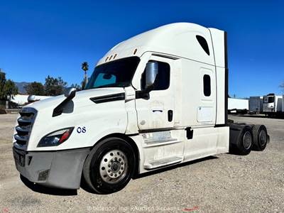 2021 Freightliner Cascadia T/A Sleeper Truck Tractor Detroit DD15 A/T bidadoo