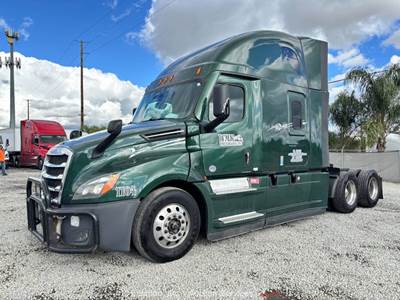 2020 Freightliner Cascadia T/A Sleeper Truck Tractor Detroit DD15 A/T bidadoo