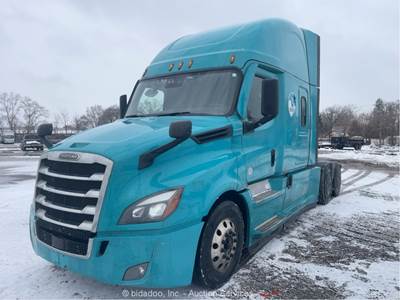 2021 Freightliner Cascadia T/A Sleeper Semi Truck Tractor Detroit A/T bidadoo