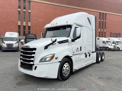 2022 Freightliner Cascadia T/A Sleeper Semi Truck Tractor APU DD15 A/T bidadoo