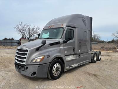 2019 Freightliner Cascadia T/A High Roof Sleeper Semi Truck Tractor A/T bidadoo