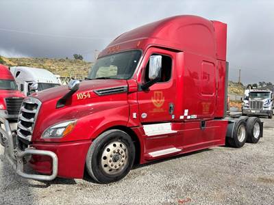 2020 Freightliner Cascadia T/A High Roof Sleeper Semi Truck Tractor APU bidadoo