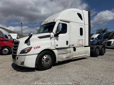 2023 Freightliner Cascadia T/A High Roof Sleeper Truck Tractor A/T bidadoo