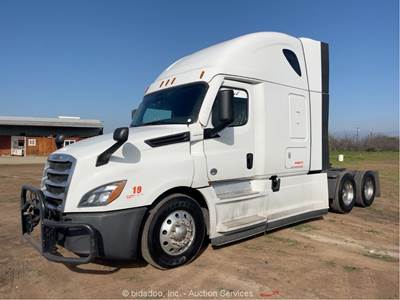 2021 Freightliner Cascadia T/A Sleeper Truck Tractor Detroit DD15 A/T bidadoo
