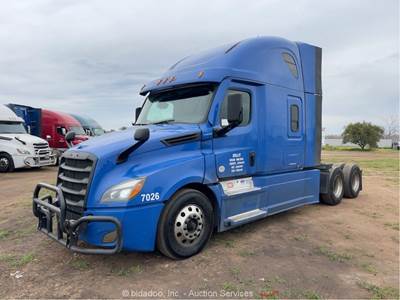 2022 Freightliner Cascadia T/A Sleeper Truck Tractor Detroit DD15 A/T bidadoo