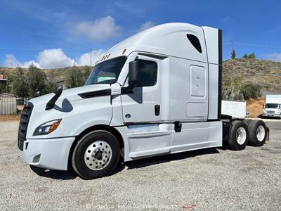 2022 Freightliner Cascadia T/A High Roof Sleeper Semi Truck Tractor A/T bidadoo
