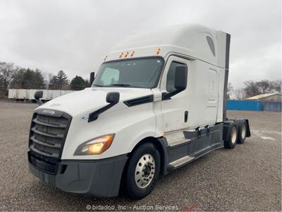 2018 Freightliner Cascadia T/A Sleeper Truck Tractor Detroit DD15 A/T bidadoo