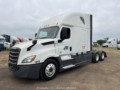 2020 Freightliner Cascadia T/A Sleeper Truck Tractor Detroit DD15 A/T bidadoo