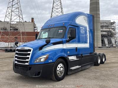 2019 Freightliner Cascadia T/A Sleeper Truck Tractor Detroit DD15 A/T bidadoo