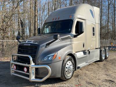 2020 Freightliner Cascadia T/A High Roof Sleeper Truck Tractor DD15 A/T bidadoo