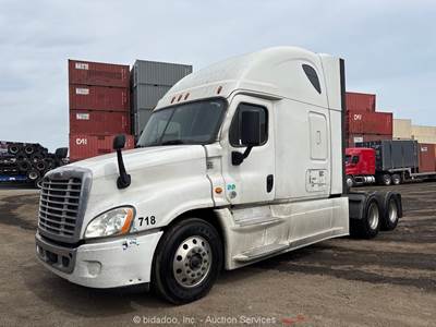 2020 Freightliner Cascadia Semi Sleeper Truck Tractor Detroit Diesel A/T bidadoo