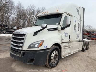 2021 Freightliner Cascadia T/A Sleeper Semi Truck Tractor Detroit A/T bidadoo