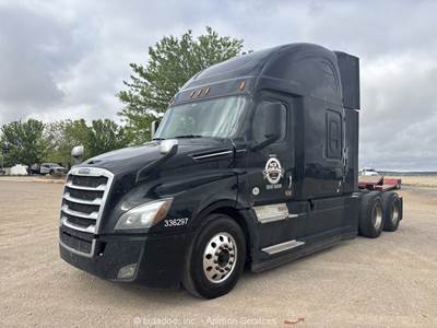 2020 Freightliner Cascadia T/A Sleeper Semi Truck Tractor Detroit A/T bidadoo