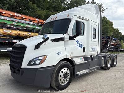 2021 Freightliner Cascadia T/A Sleeper Cab Truck Tractor Detroit A/T bidadoo