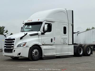 2022 Freightliner Cascadia T/A Sleeper Truck Tractor Detroit DD15 A/T bidadoo