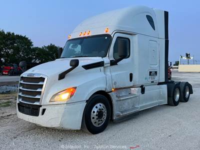 2020 Freightliner Cascadia T/A High-Roof Sleeper Truck Tractor DD15 A/T bidadoo