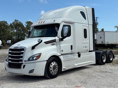 2023 Freightliner PT126SLP T/A Sleeper Semi Truck Tractor Detroit A/T bidadoo