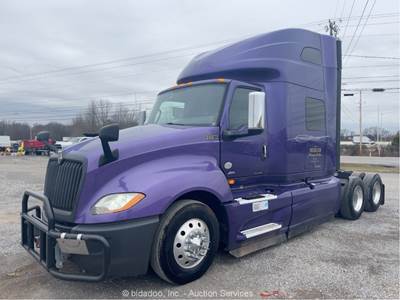 2020 International LT625 T/A High Roof Sleeper Truck Tractor A/T 12.4L bidadoo