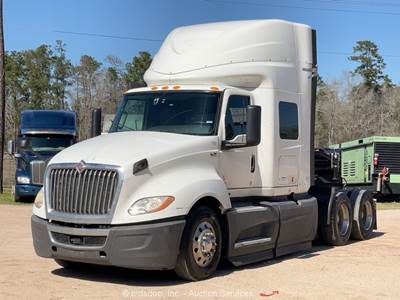 2019 International LT625 T/A High Roof Sleeper Truck Tractor A/T Cummins bidadoo