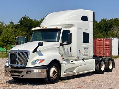 2018 International LT625 T/A High Roof Sleeper Truck Tractor Cummins A/T bidadoo