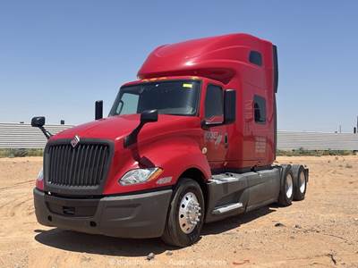 2022 International LT625 T/A High Roof Sleeper Truck Tractor Cummins A/T bidadoo