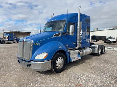 2020 Kenworth T680 T/A Mid Roof Sleeper Truck Tractor Paccar MX-13 A/T bidadoo