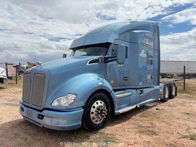 2018 Kenworth T680 T/A Sleeper Semi Truck Tractor Cummins X15 Diesel bidadoo