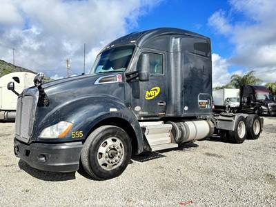 2017 Kenworth T680 T/A Sleeper Semi Truck Tractor MX-13 Diesel Auto APU bidadoo