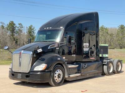 2019 Kenworth T680 T/A Sleeper Cab Semi Truck Tractor Paccar MX-13 A/T bidadoo