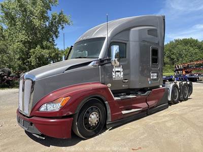 2023 Kenworth T680 T/A 60" High Roof Sleeper Cab Truck Tractor X-15 bidadoo