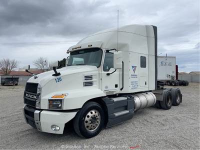 2023 Mack Anthem T/A High Roof Sleeper Cab Truck Tractor MP8-445E A/T bidadoo