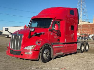2023 Peterbilt 579 T/A High Roof Sleeper Truck Tractor Cummins X15 A/T bidadoo