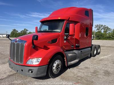2021 Peterbilt 579 T/A High Roof Sleeper Truck Tractor Cummins X15 A/T bidadoo