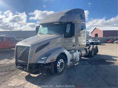 2020 Volvo VNL T/A High Roof Sleeper Truck Tractor D13M-455 Automatic bidadoo
