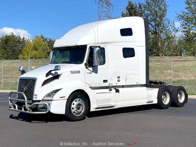2021 Volvo VNL T/A High Roof Sleeper Cab Semi Truck Tractor D13N A/T bidadoo