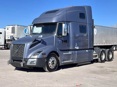 2020 Volvo VNL T/A High Roof Sleeper Truck Tractor D13M-455 APU A/T bidadoo