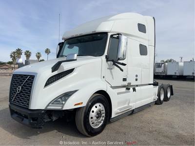 2022 Volvo VNL T/A High Roof Sleeper Semi Truck Tractor D13 Automatic bidadoo