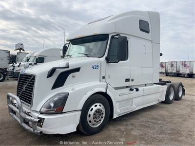 2012 Volvo VNL T/A High Roof Sleeper Semi Truck Tractor D13 Diesel A/R bidadoo