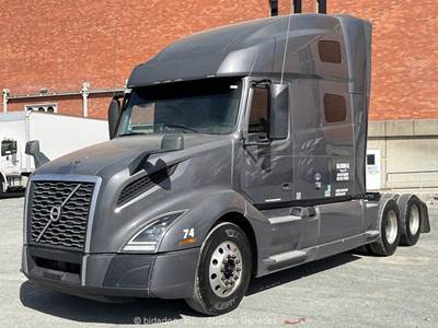 2020 Volvo VNL T/A High Roof Sleeper Semi Truck Tractor D13 Automatic bidadoo