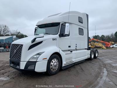 2020 Volvo VNL64T T/A High Roof Sleeper Semi Truck Tractor D13 A/T bidadoo