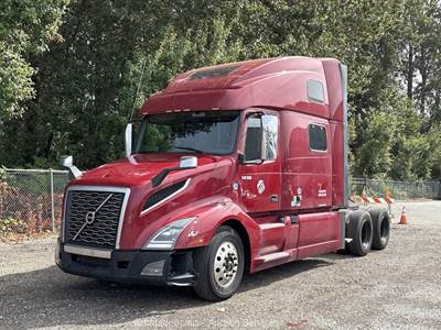 2023 Volvo VNL860 T/A High Roof Sleeper Cab Truck Tractor D13N-500 A/T bidadoo