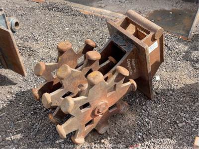 2015 American Compaction DC-16SKH 16" Excavator Compaction Roller Wheel bidadoo