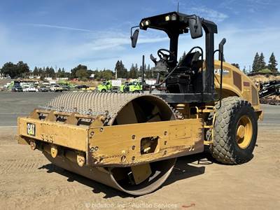 2013 Caterpillar CS56B 84" Smooth Single Drum Vibratory Roller Compactor bidadoo