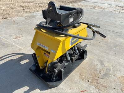2021 Epiroc HC350 Hydraulic Plate Compactor Excavator Backhoe Attachment bidadoo
